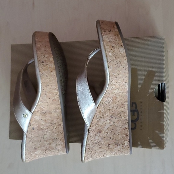 UGG Natassia Gold Wash Leather Cork Wedge Sandal - Picture 5 of 7
